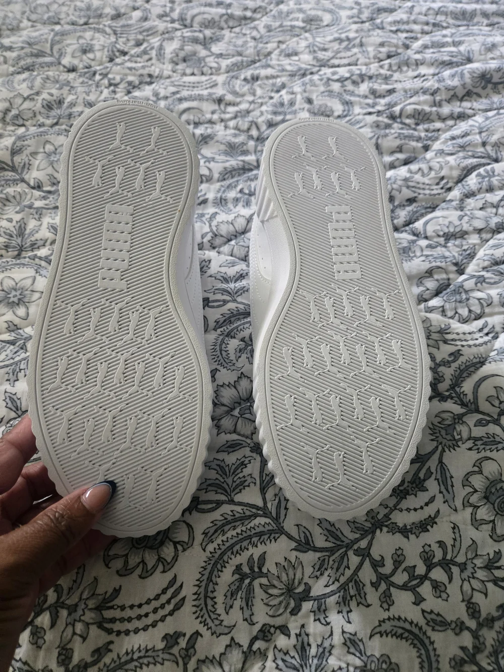 New Puma White Kids Sneakers with Lavender Lining and Butterfly Motif